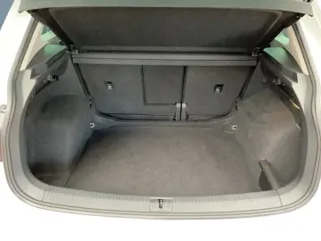 Tiguan 1.5 TSI IQ. Drive AHK LED ACC HuD VW Conn