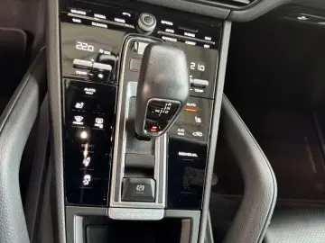Cayenne Coupe E-Hybrid Platinum Edition