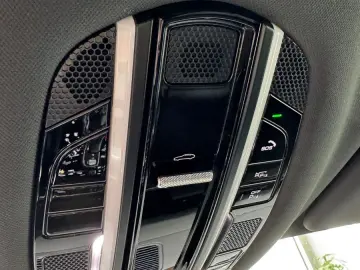 Cayenne Coupe E-Hybrid Platinum Edition