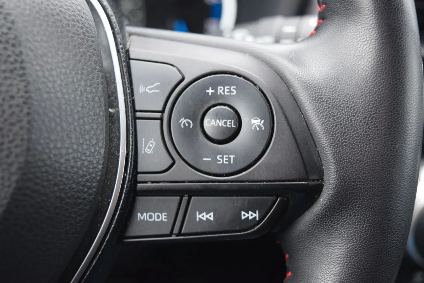 RAV 4 Plug-in Hybrid  *Technik*4x4