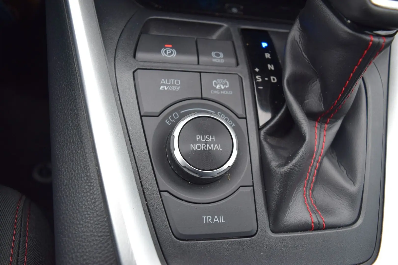 RAV 4 Plug-in Hybrid  *Technik*4x4