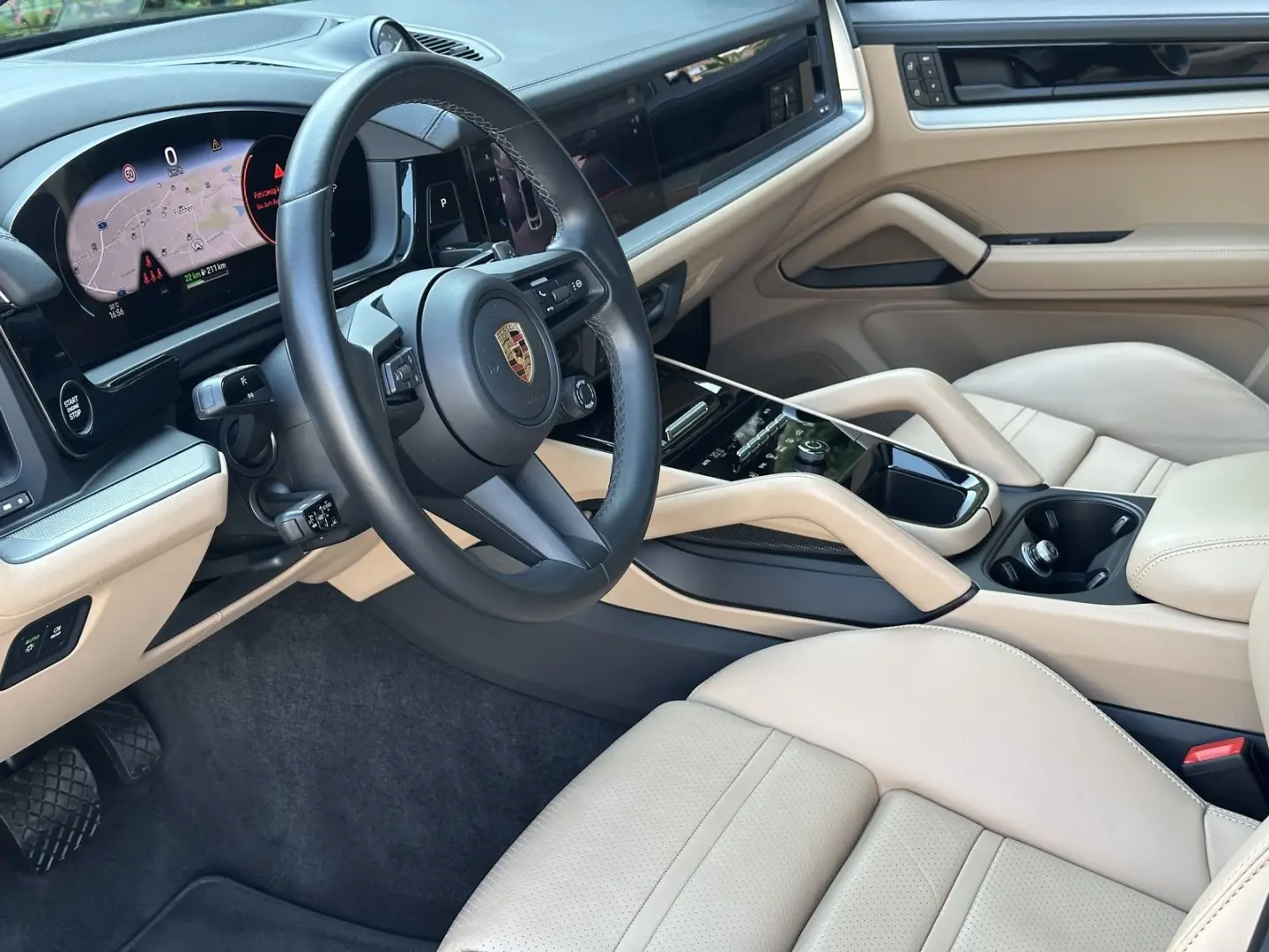 Cayenne E-Hybrid  Coupe *SCHWARZ-BEIGE*BOSE*22 Z