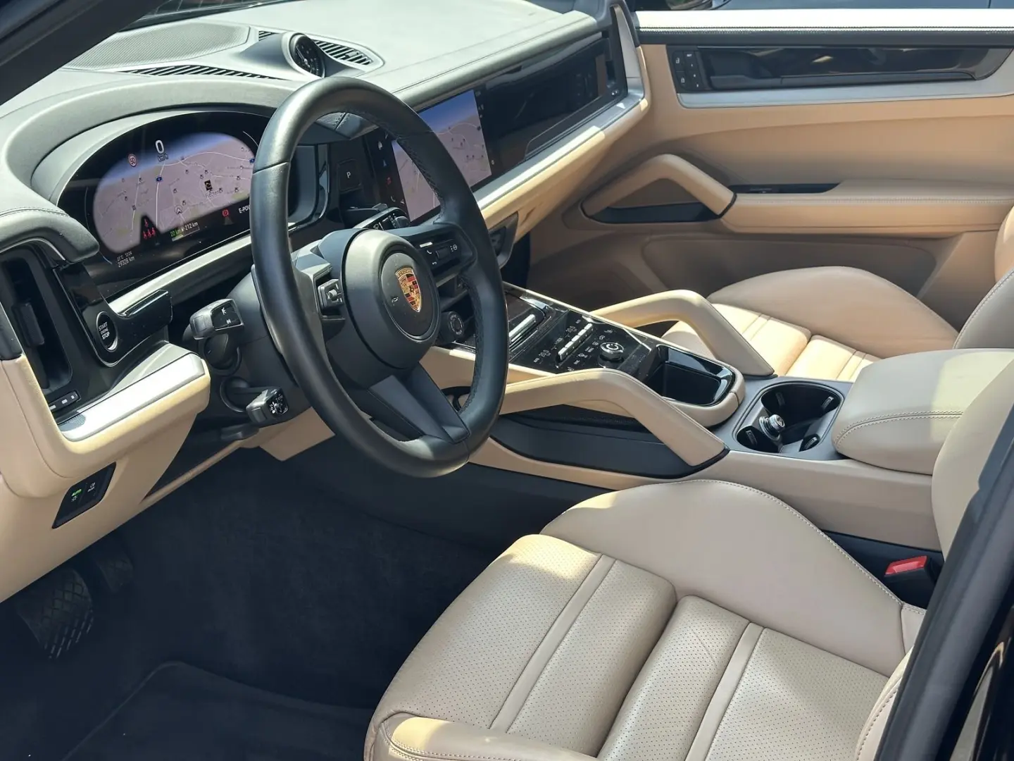 Cayenne E-Hybrid  Coupe *SCHWARZ-BEIGE*BOSE*22 Z