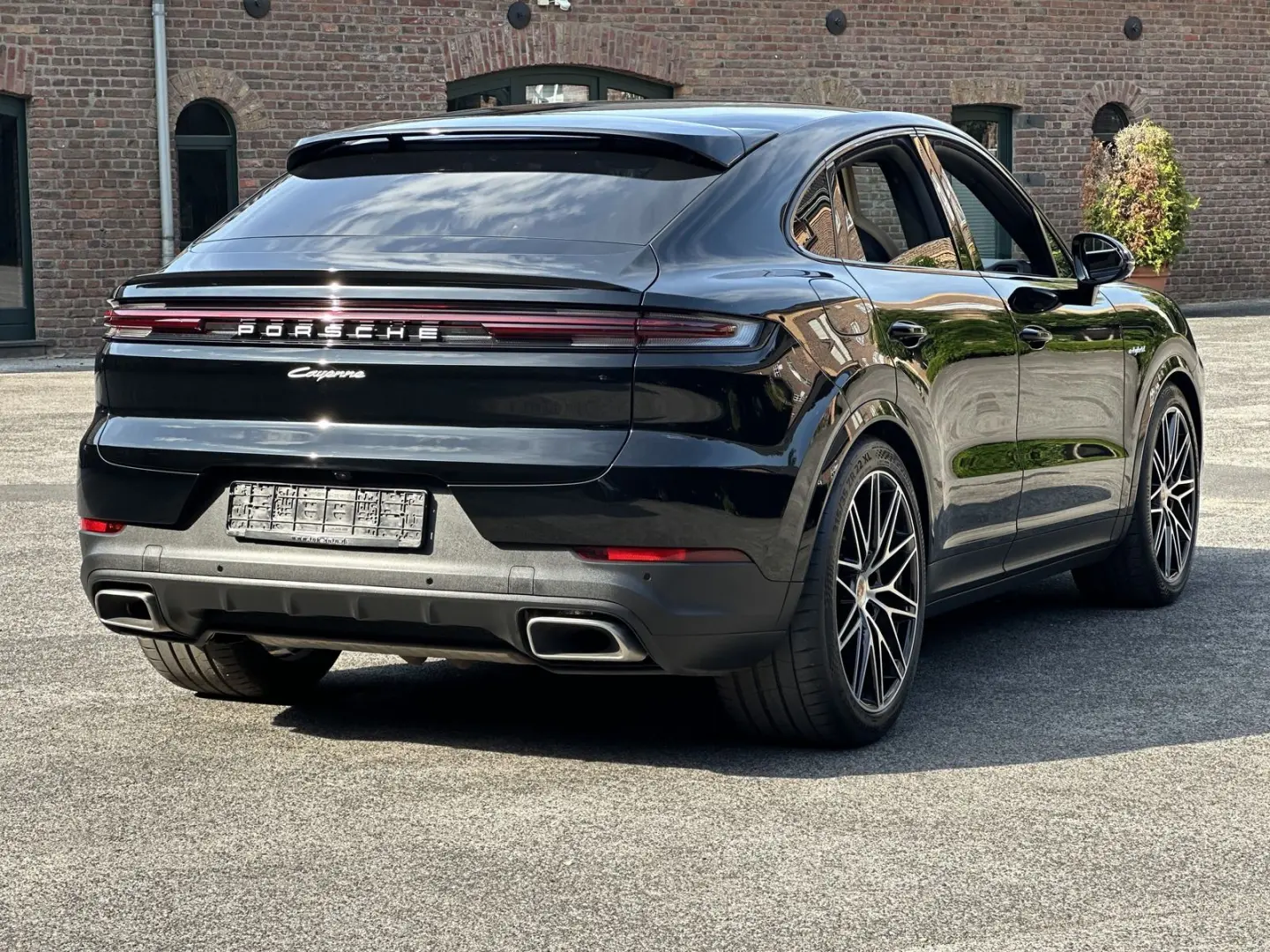 Cayenne E-Hybrid  Coupe *SCHWARZ-BEIGE*BOSE*22 Z