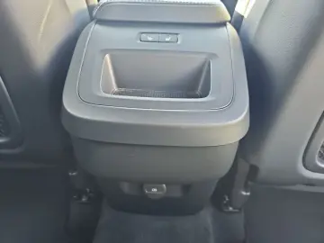 XC60 B5 B AWD Plus Dark  NAVI LED ACC LICHT