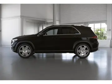 GLE 300 d 4M AMG int DISTRONIC PANO AIRMATIC AHK