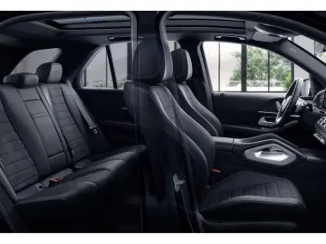 GLE 300 d 4M AMG int+DISTRONIC+PANO+AIRMATIC+AHK