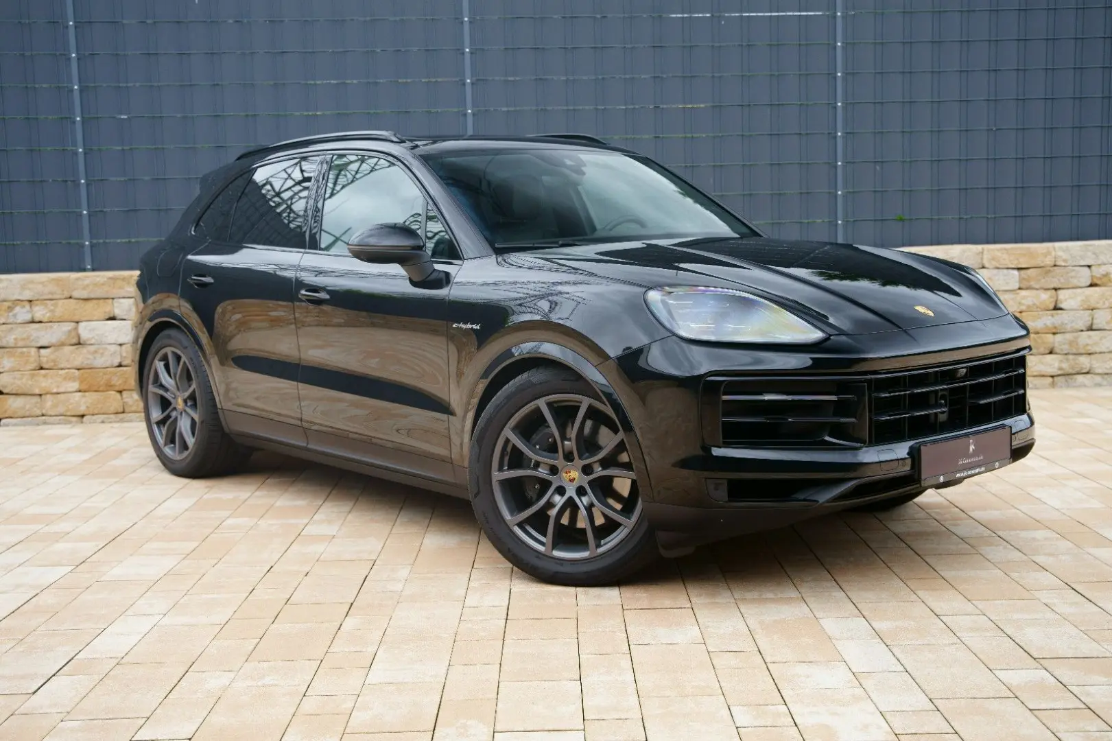 Cayenne E-Hybrid *AHK*PANO*INNO*KEYLESS*BOSE