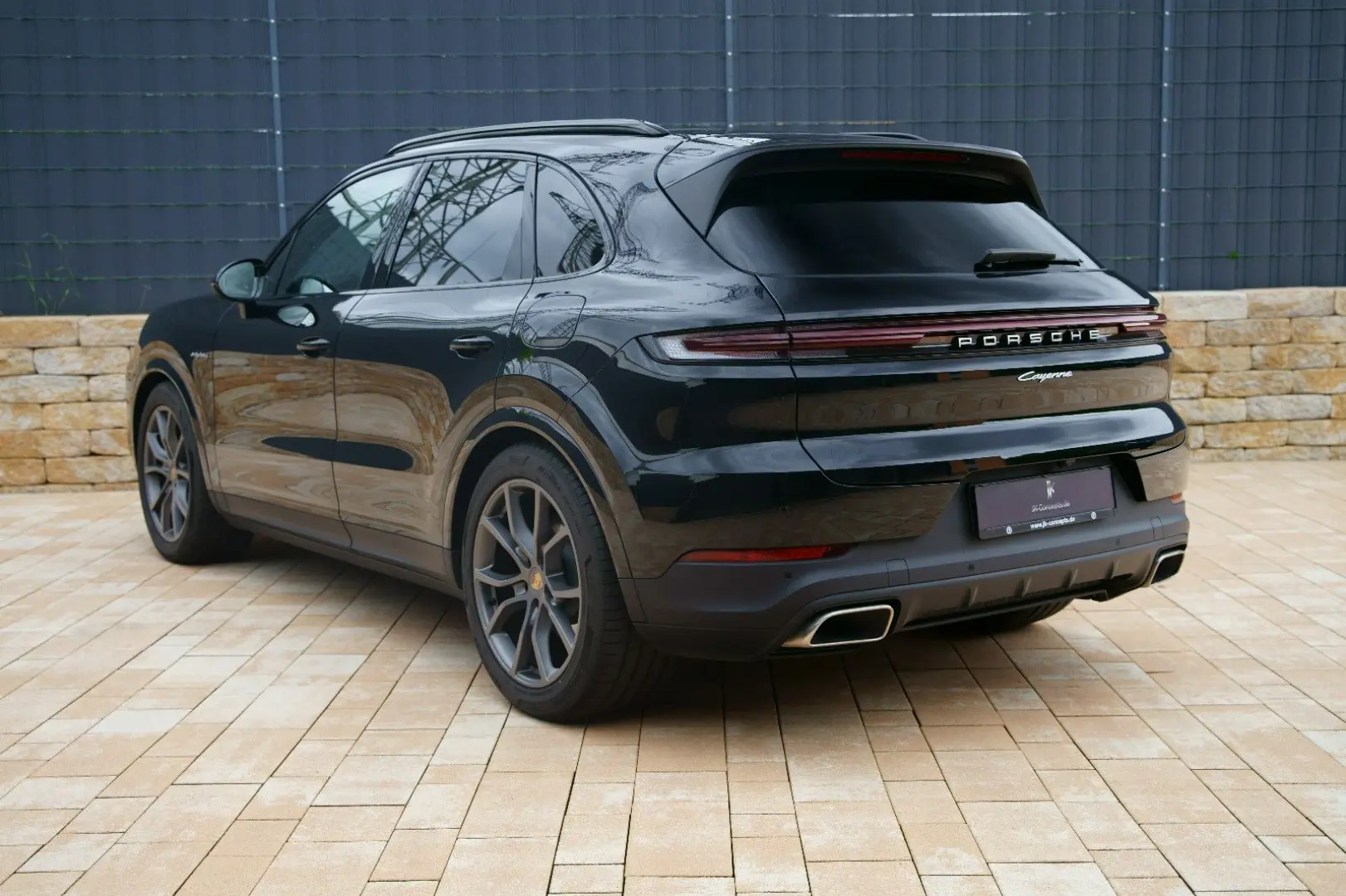 Cayenne E-Hybrid *AHK*PANO*INNO*KEYLESS*BOSE