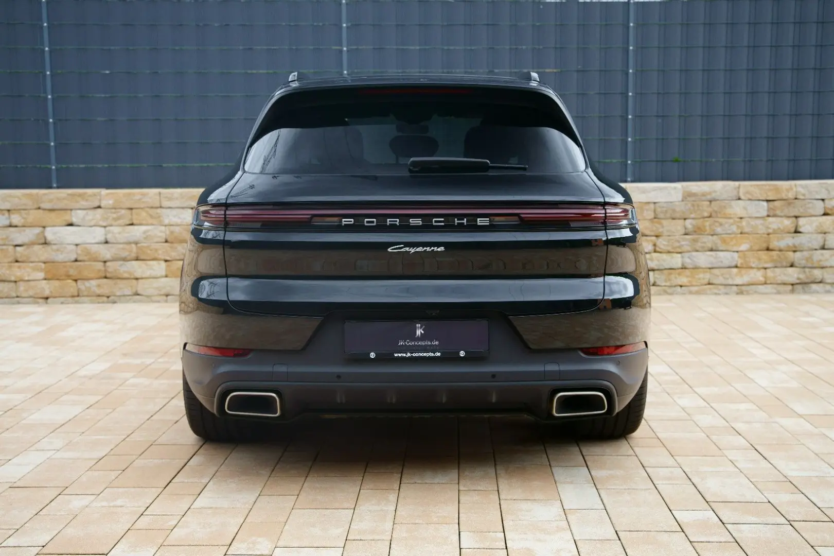 Cayenne E-Hybrid *AHK*PANO*INNO*KEYLESS*BOSE