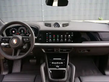 Cayenne E-Hybrid *AHK*PANO*INNO*KEYLESS*BOSE