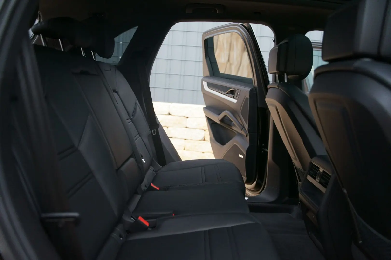 Cayenne E-Hybrid *AHK*PANO*INNO*KEYLESS*BOSE