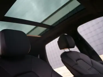 Cayenne E-Hybrid *AHK*PANO*INNO*KEYLESS*BOSE