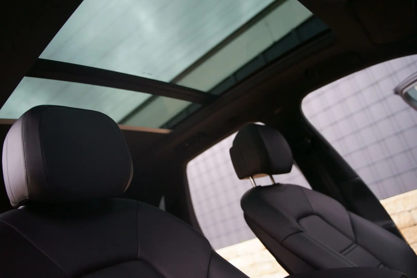 Cayenne E-Hybrid *AHK*PANO*INNO*KEYLESS*BOSE