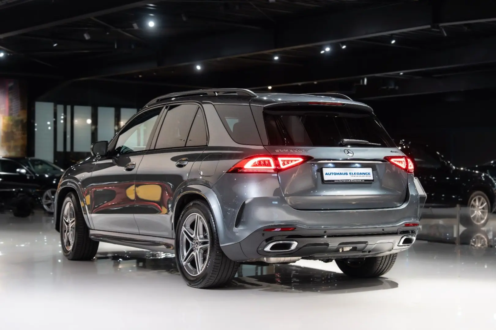 GLE 350 de 4Matic*AMG-LINE*LUFTFEDERUNG*360*AHK*