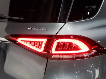 GLE 350 de 4Matic*AMG-LINE*LUFTFEDERUNG*360*AHK*