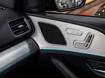 GLE 350 de 4Matic*AMG-LINE*LUFTFEDERUNG*360*AHK*