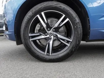 XC60 B5 AWD R-Design AHK LED