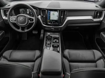 XC60 B5 AWD R-Design AHK LED