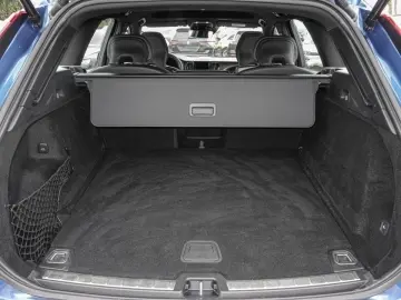 XC60 B5 AWD R-Design AHK LED