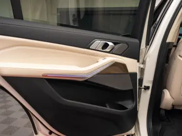 BMW X7 xDrive 40D M Sport Mild Hybrid