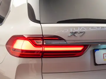 BMW X7 xDrive 40D M Sport Mild Hybrid