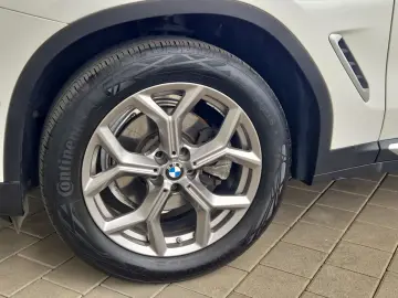 X3 xDrive20d Laser.Navi.AHK.Komfort.ParkA.DriveA
