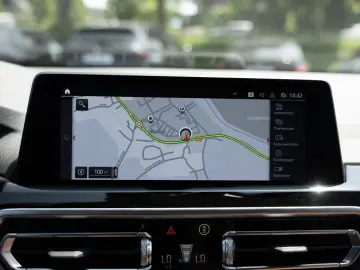 X3 xDrive 20d FACEL. AHK LASER LED W-LAN NAVI