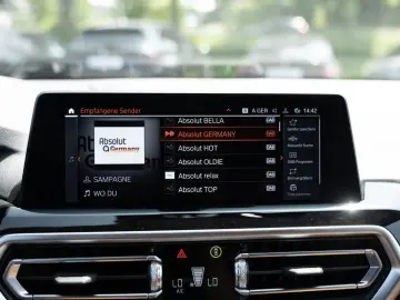 X3 xDrive 20d FACEL. AHK LASER LED W-LAN NAVI