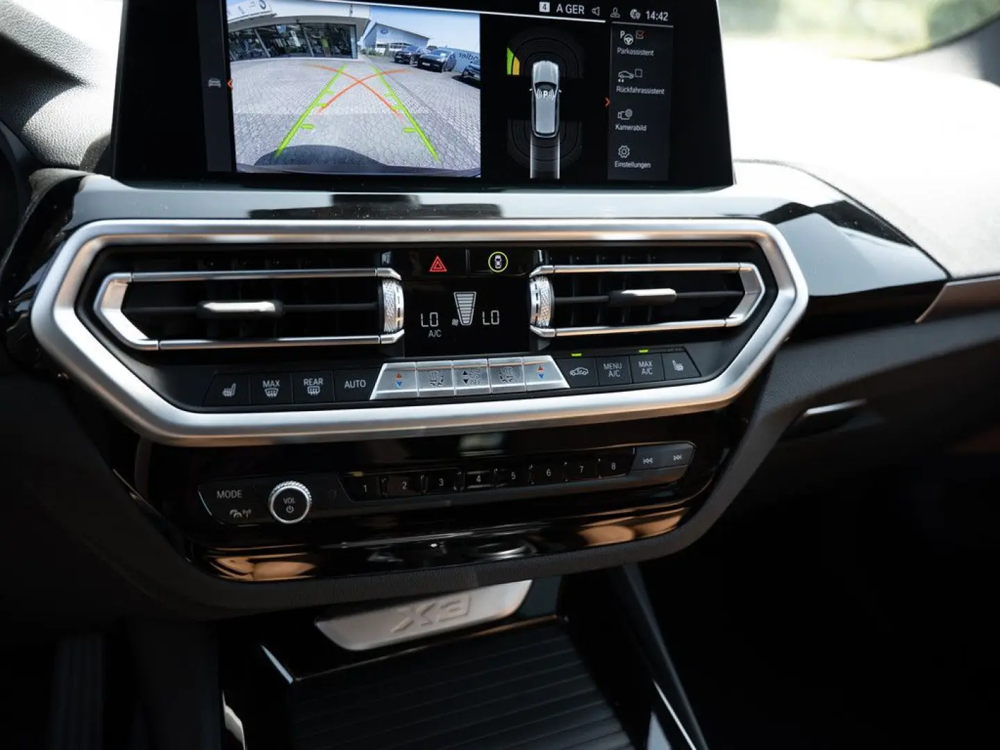 X3 xDrive 20d FACEL. AHK LASER LED W-LAN NAVI