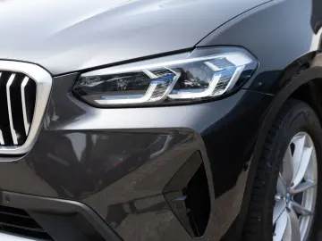 X3 xDrive 20d FACEL. AHK LASER LED W-LAN NAVI