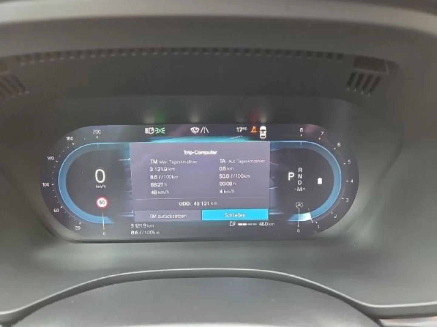 XC60 AWD B5 Benzin Plus Dark Standhzg AHK ACC Pi