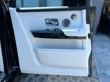 Rolls-Royce Phantom VIII