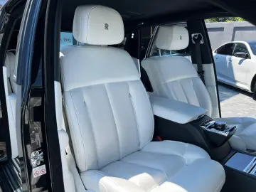 Rolls-Royce Phantom VIII