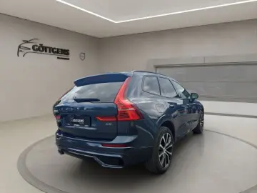 XC60 B5  AWD Ultimate Dark AHK NAVI 360° STANDH