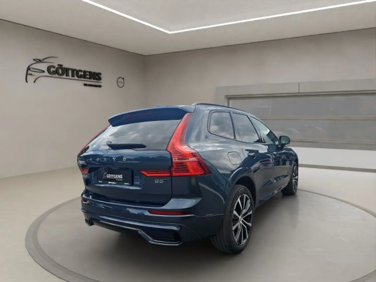 XC60 B5  AWD Ultimate Dark AHK NAVI 360° STANDH