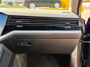 Noul Touareg Style V6 TDI 231CP DSG 4Motion - PE STOC