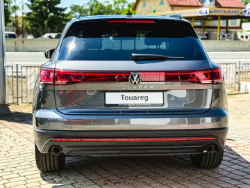 Noul Touareg Style V6 TDI 231CP DSG 4Motion - PE STOC