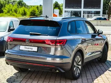 Noul Touareg Style V6 TDI 231CP DSG 4Motion - PE STOC