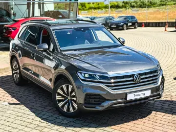 Noul Touareg Style V6 TDI 231CP DSG 4Motion - PE STOC