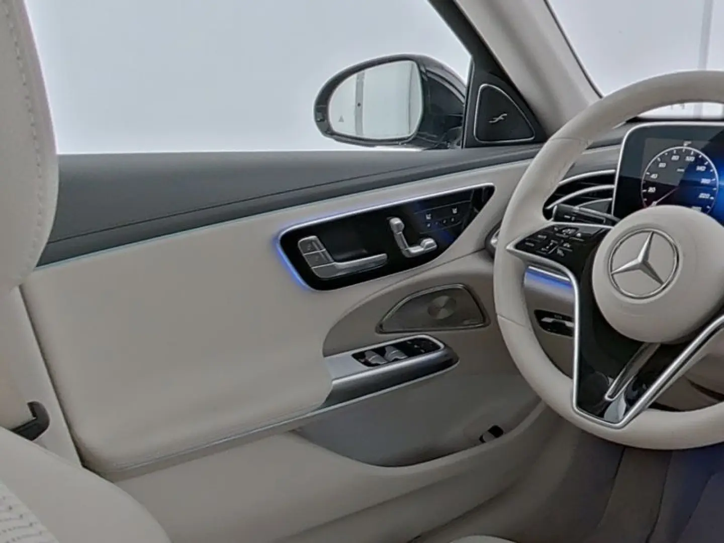 E 300 de Lim EXCLUSIVE Prem.| PANO | SHZ Fond