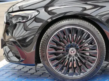 E 200 AMG +Distronic+R-Kamera+4D-BurmesterSound+