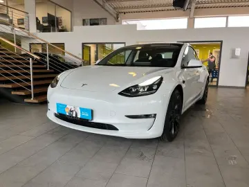 Model 3 Performance Dual AWD