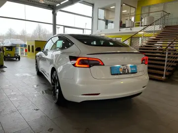 Model 3 Performance Dual AWD