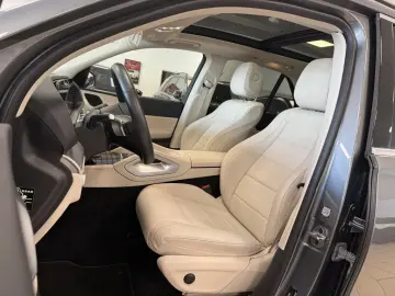 GLE 300 d 4Matic*ACC*LED*Pano*Cam*AHK*Leder*Navi