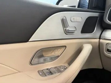 GLE 300 d 4Matic*ACC*LED*Pano*Cam*AHK*Leder*Navi