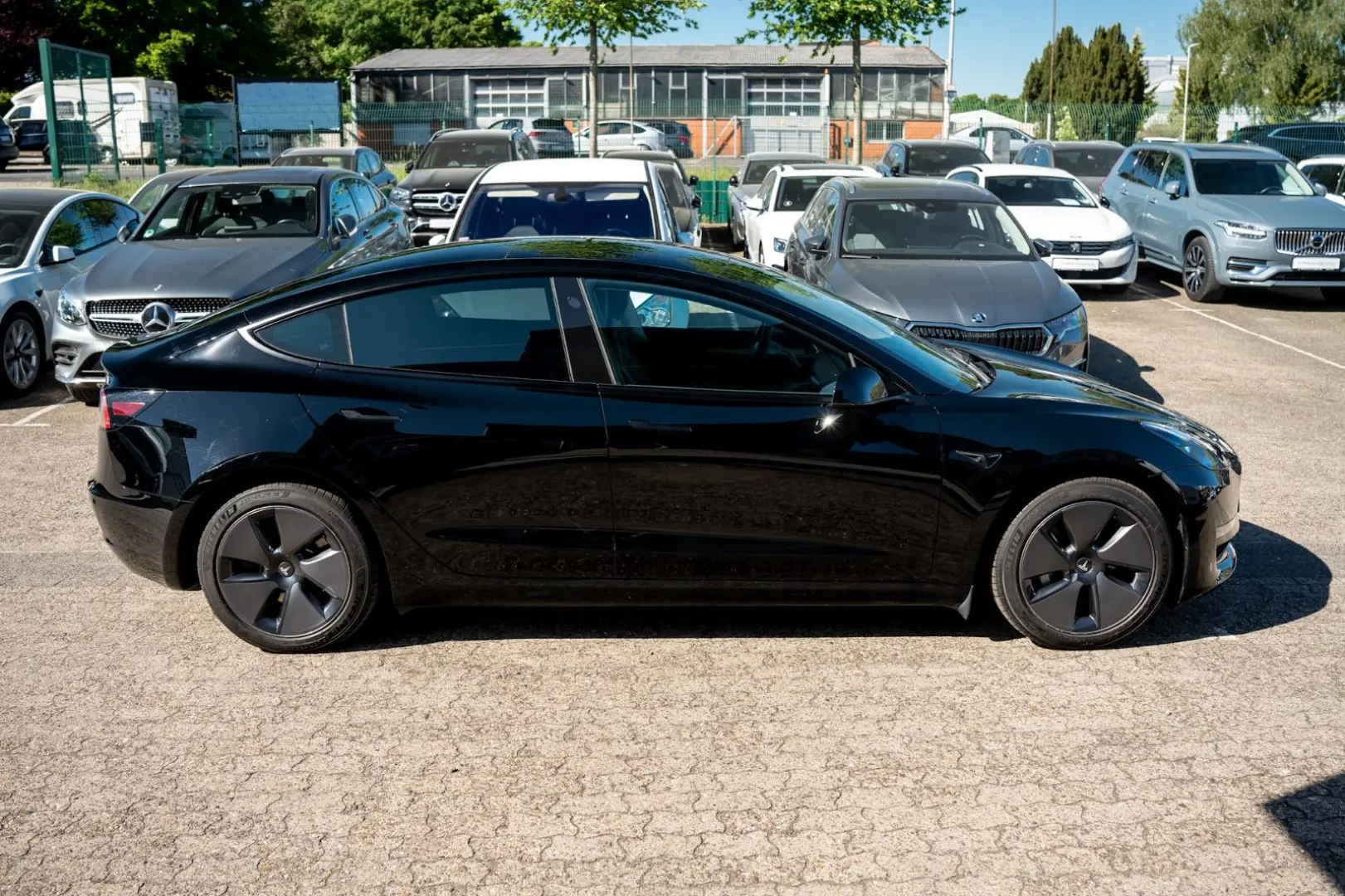 Model 3 Long Range Dual AWD *PANO*ACC*