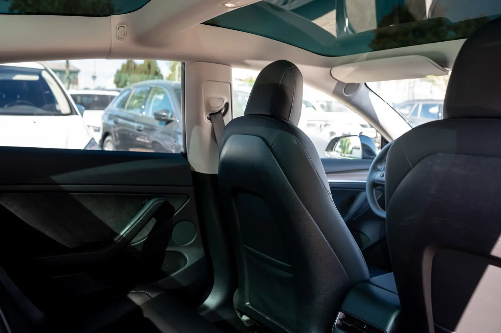 Model 3 Long Range Dual AWD *PANO*ACC*