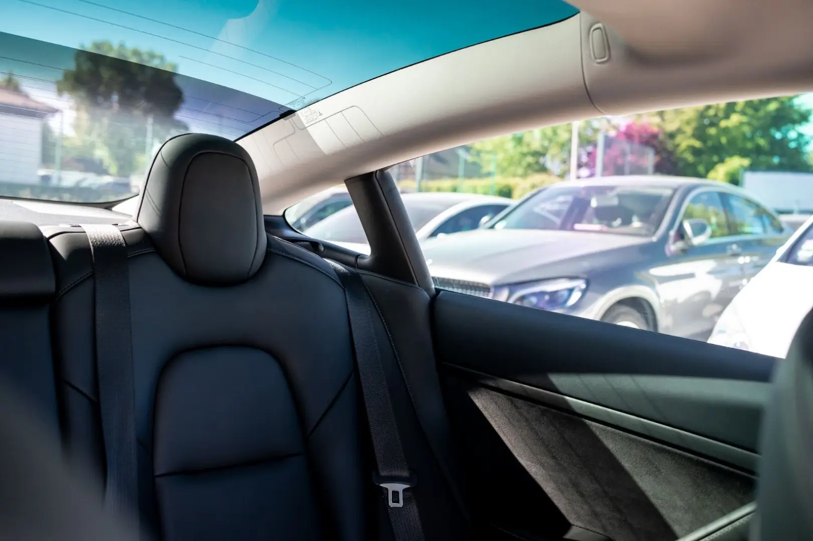 Model 3 Long Range Dual AWD *PANO*ACC*