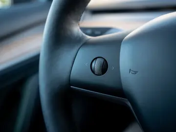 Model 3 Long Range Dual AWD *PANO*ACC*